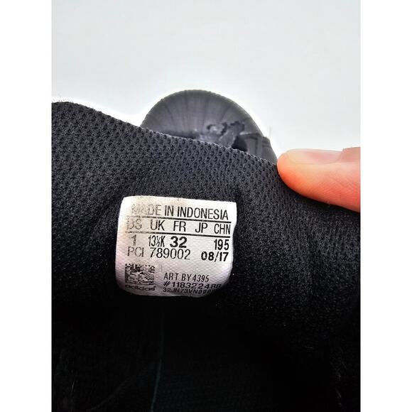 Adidas Boy's Size 1 Black Pro Model 3 Strip Hightop Tennis Shoes - Picture 9 of 9